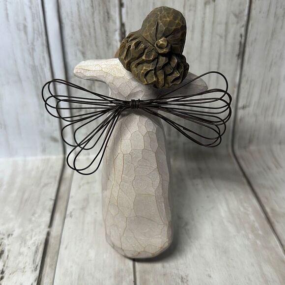 Willow Tree With Love Figurine Angel With Heart Demdaco Susan Lordi 2006 - Picture 4 of 6